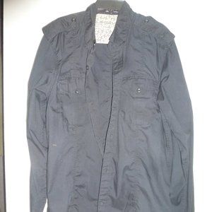 Men’s Quiksilver modern fit black Long sleeve shirt w/ Front pockets size L